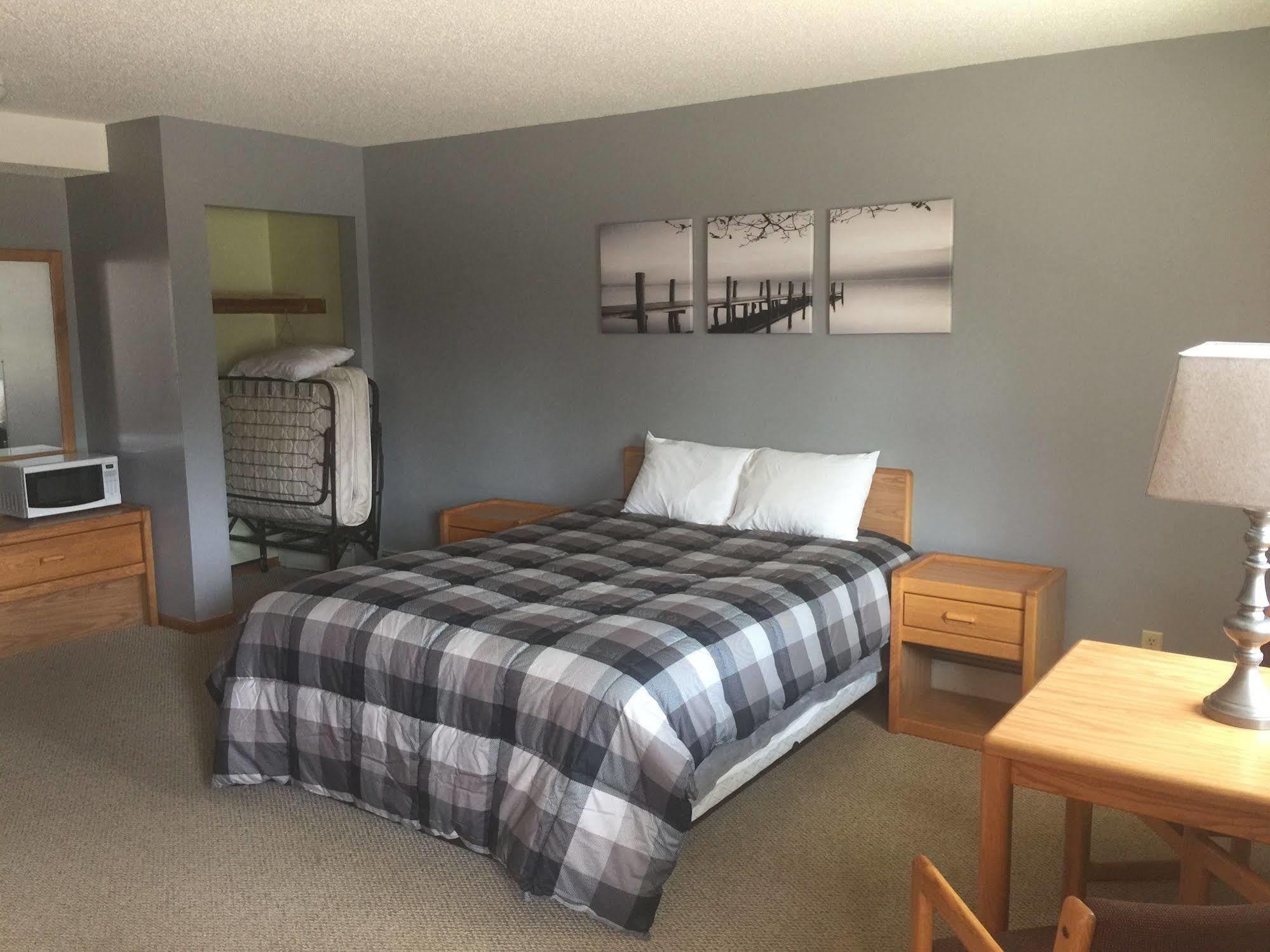 Red Door Resort & Motel Aitkin 外观 照片